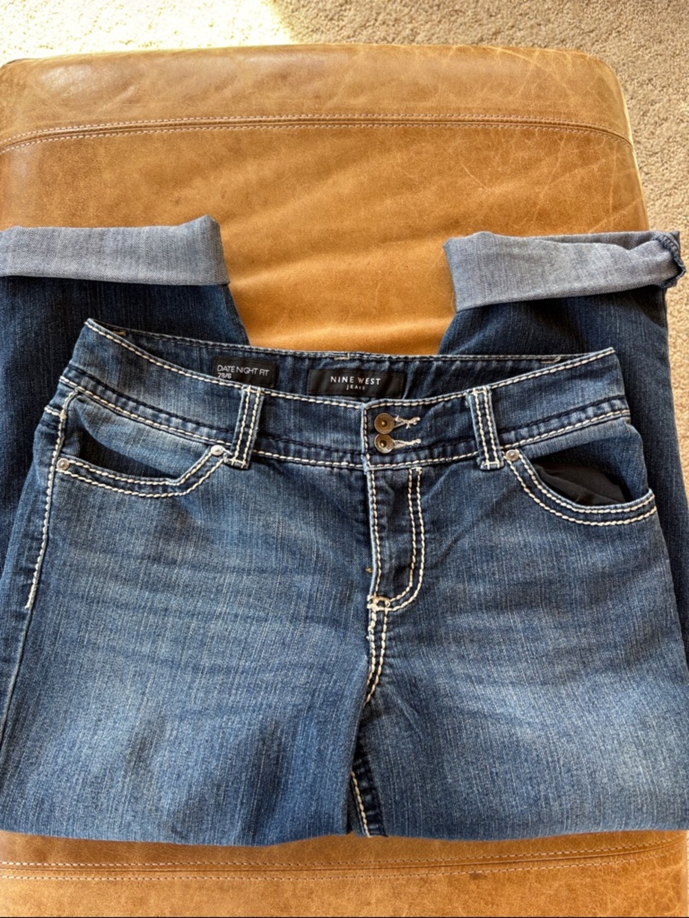 Nine West NWOT Capri Jeans with Contrast Stitching